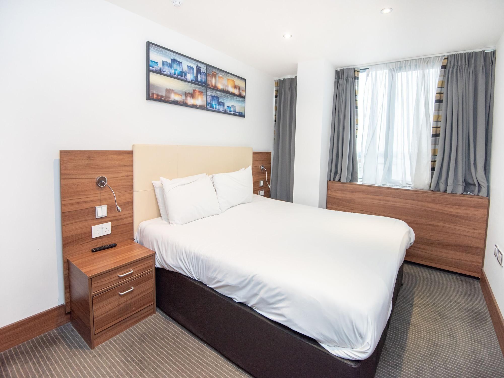 Livin' Serviced Apartments Watford  Eksteriør billede