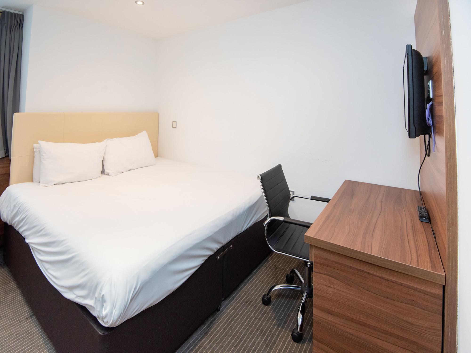 Livin' Serviced Apartments Watford  Eksteriør billede