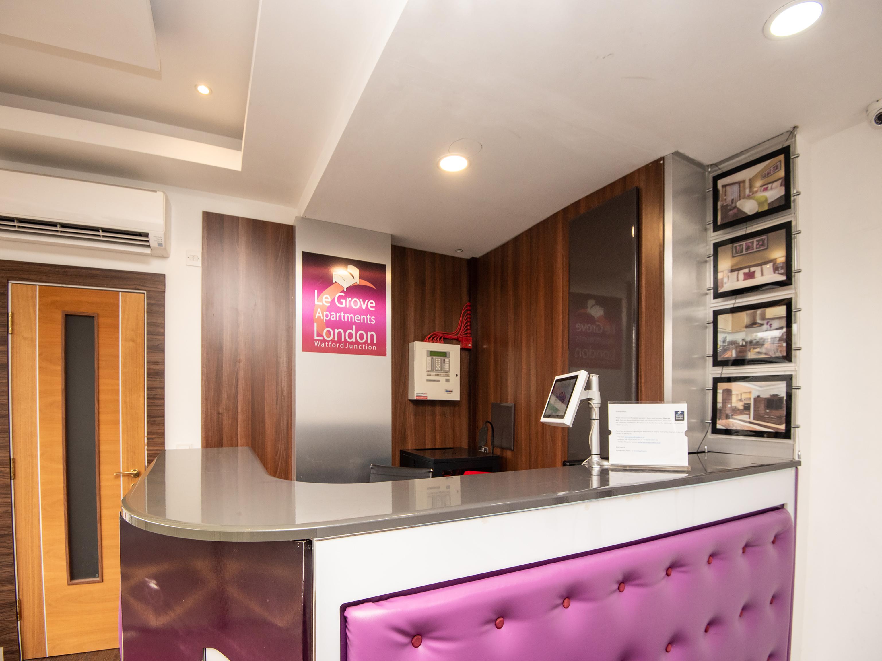 Livin' Serviced Apartments Watford  Eksteriør billede