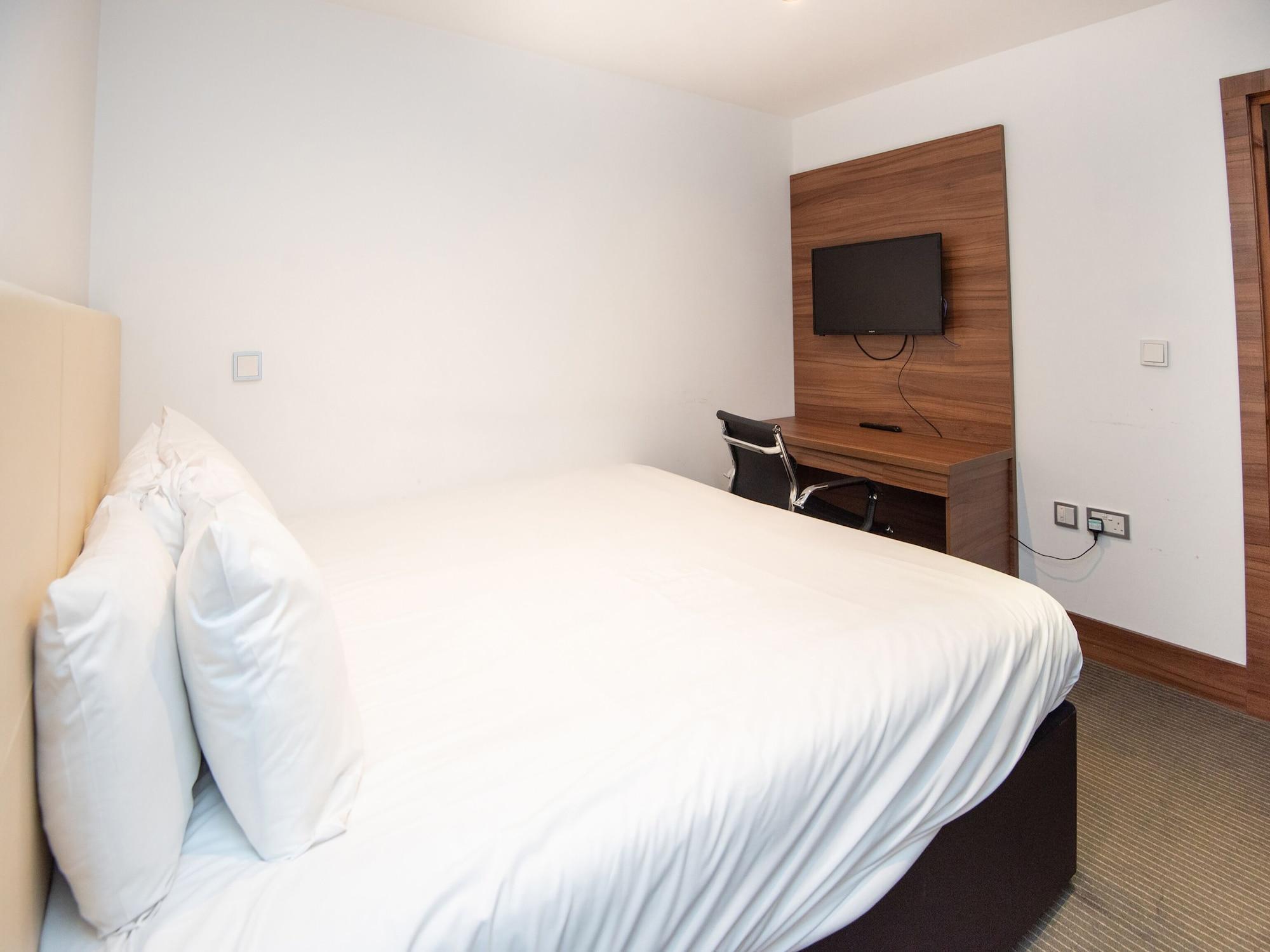 Livin' Serviced Apartments Watford  Eksteriør billede